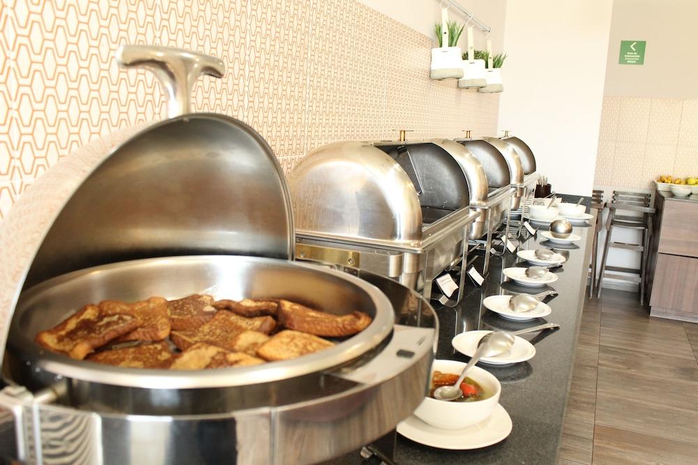 La Quinta By Wyndham Hotel Aguascalientes